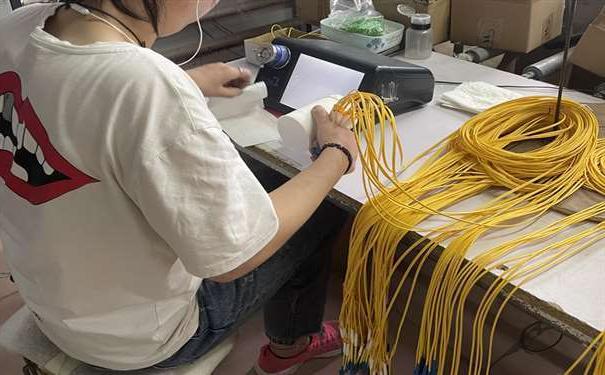 菏泽市网络工程中几种常用的光纤连接器